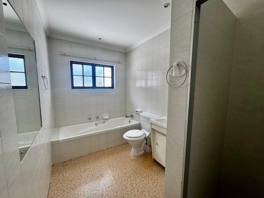 3 Bedroom Property for Sale in Protea Park North West